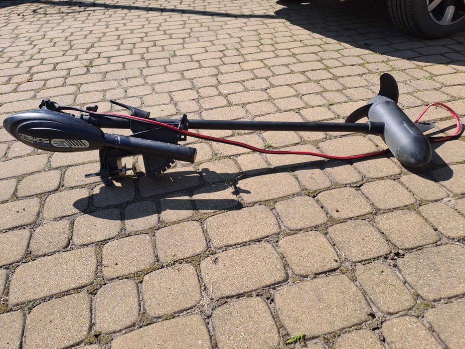 Ponton Kolibri km 360 dsl z silnikiem zaburtowym Tohatsu 9.8 km s