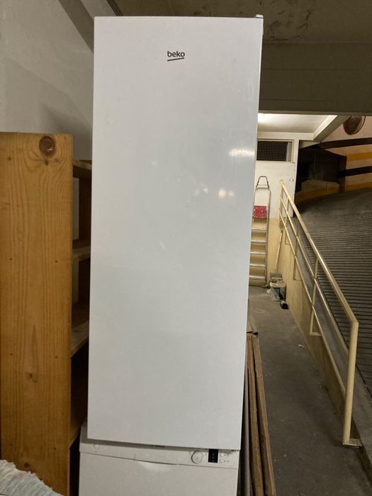 Frigorífico Beko Crisper (compacto)