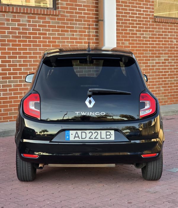 Renault Twingo 1.0 SCe — photo 4