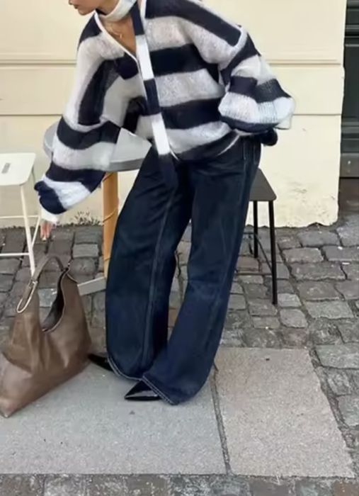 Мохерова кофта. у французькому стилі гарноі якості.