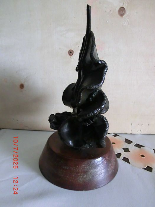 Natural Sculpture426076502712002562