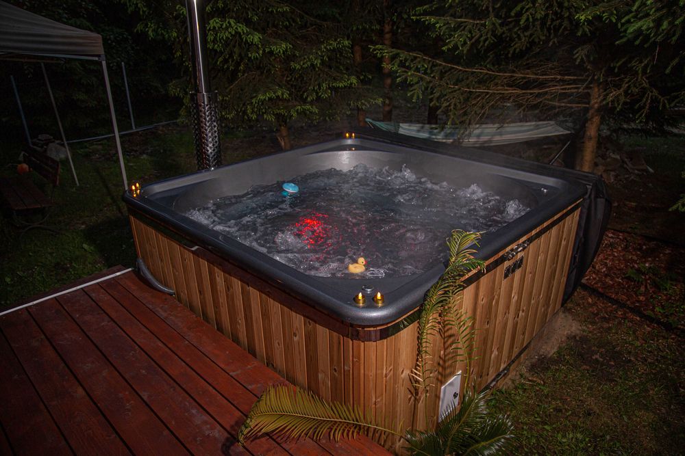 Domek w górach z prywatną plażą.