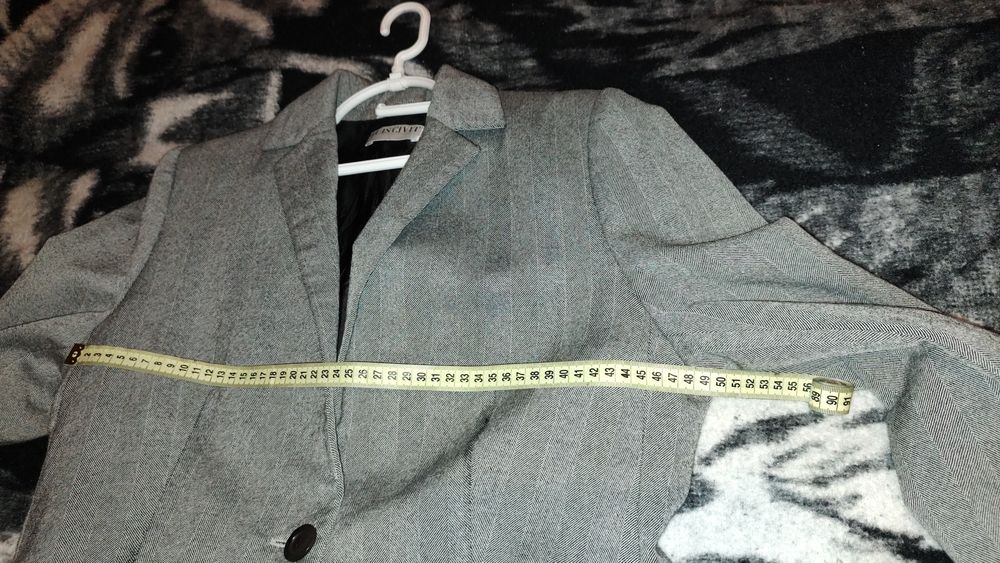 Пиджак женский р.46