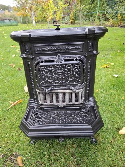 Piecyk żeliwny typu koza