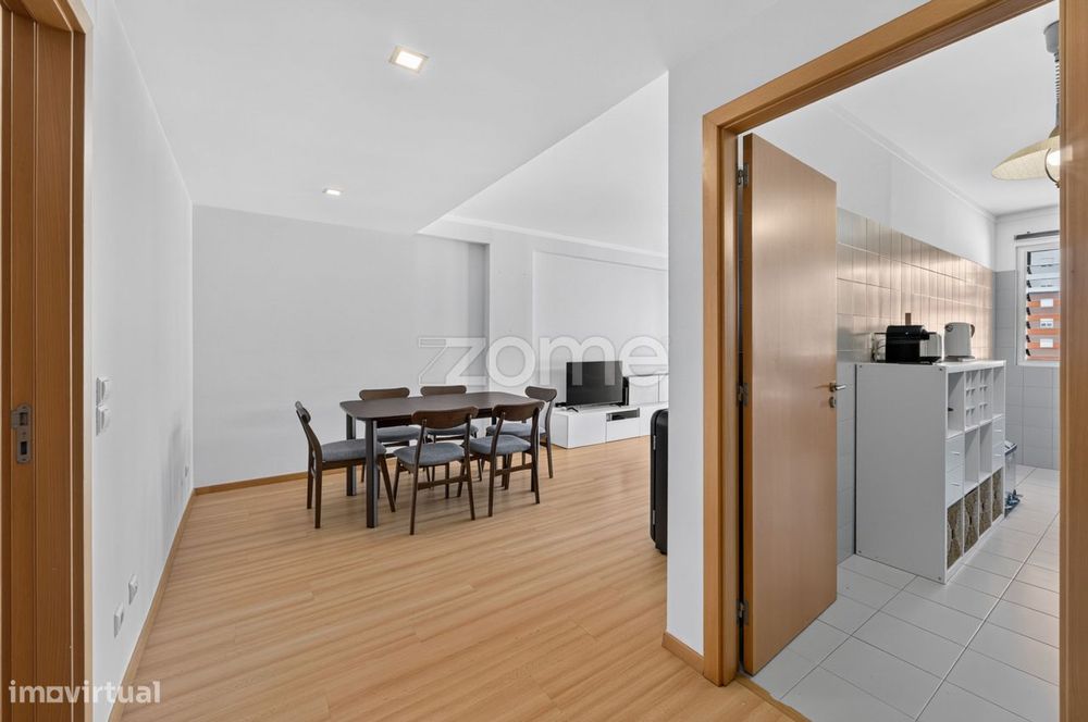 Apartamento T2 mobilado para arrendamento no Lumiar – Alta de Lisboa