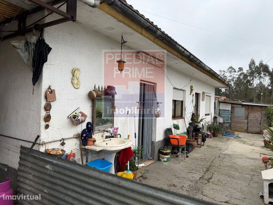 Moradia Térrea Em Madail - Oliveira De Azemeis