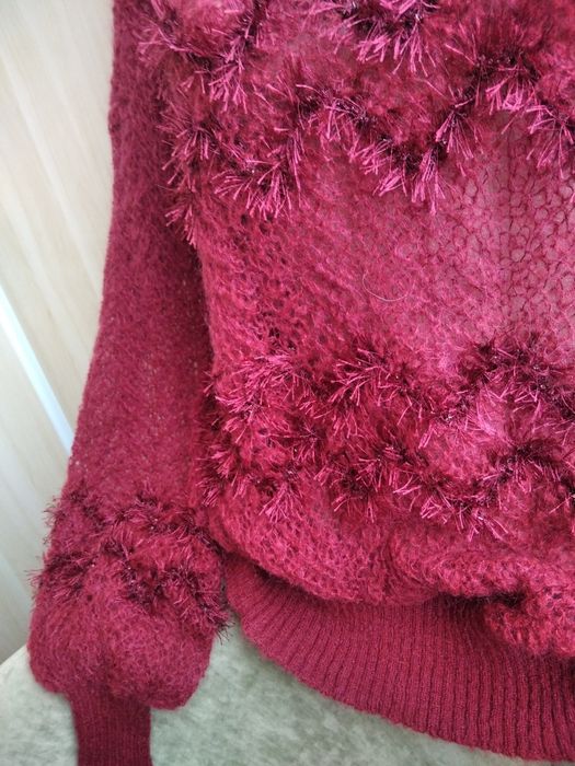 Женские свитера скидка 50-70%