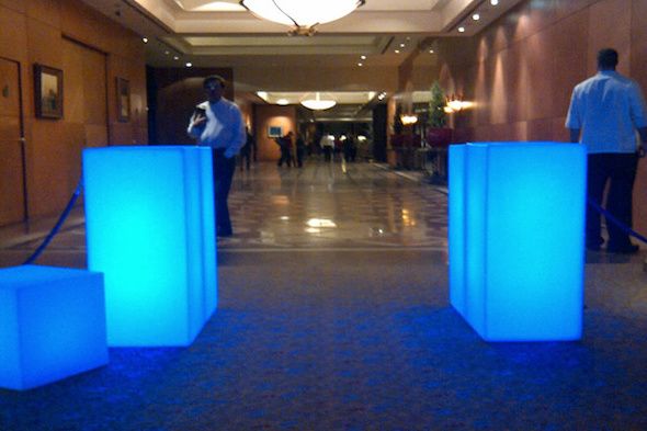 Banco puff mesa led com luz