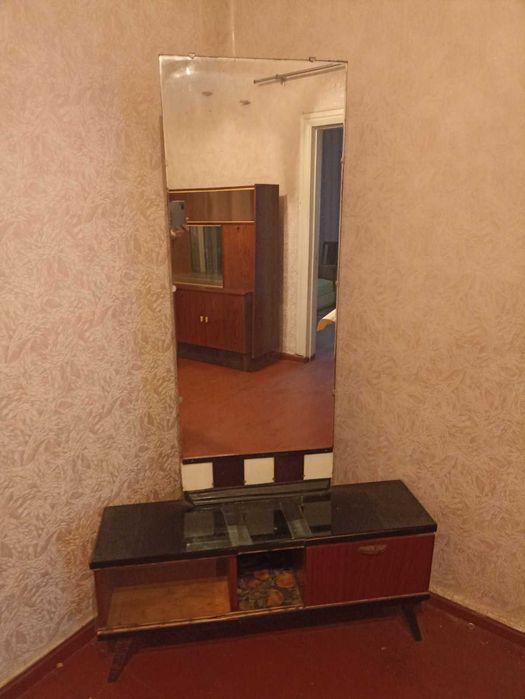 Трюмо зеркало із відсіком знизу СССР