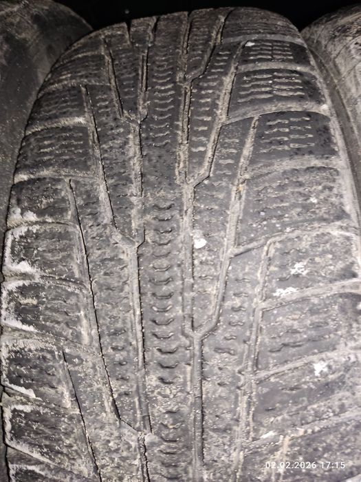 185/60R15 Nokian. 4шт.