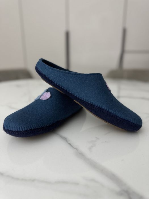 Домашні тапки з натурального войлока, власного виробництва.