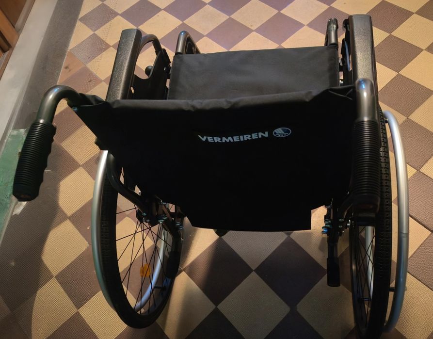 Wózek inwalidzki 44cm