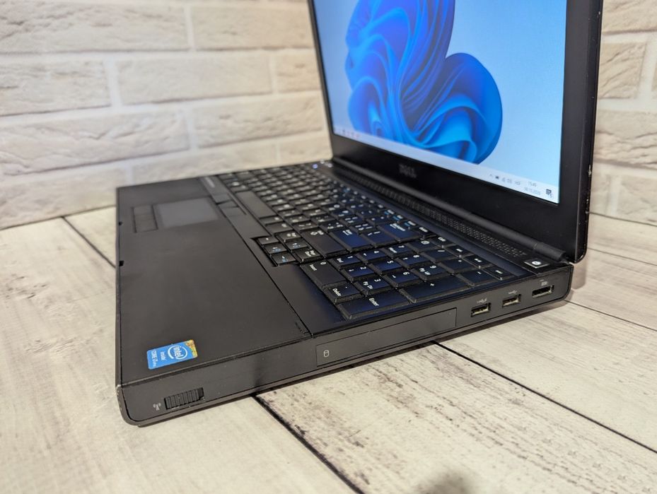 Ноутбук | Core i7 | 32GB RAM | NVIDIA 4GB | SSD256+SSD480+HDD1TB