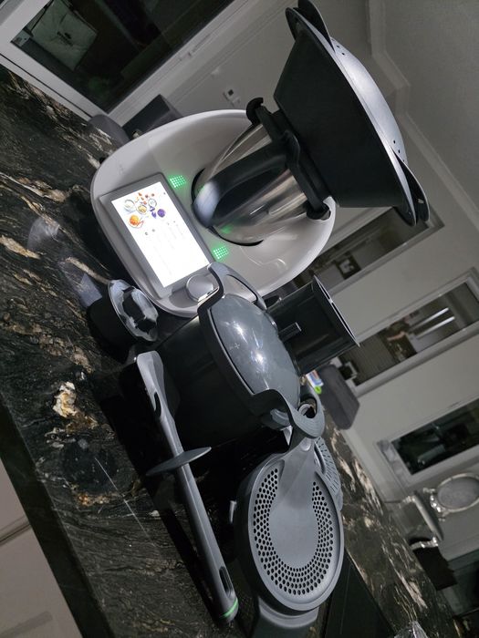 Thermomix TM6 stan bardzo dobry,  mało używany.