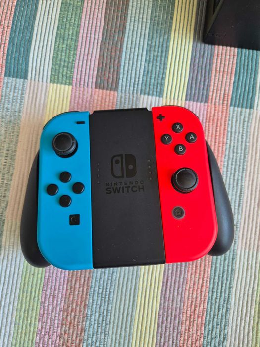 nintendo switch kontroler + grip