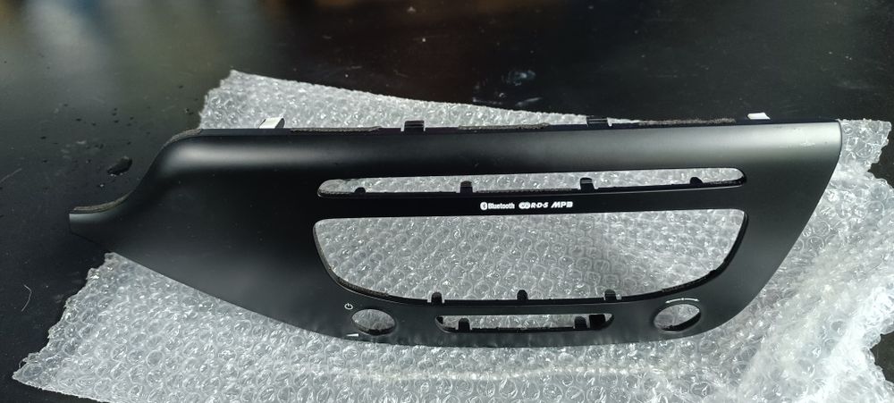 Moldura radio Kia Ceed