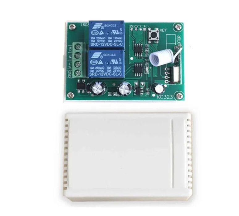 Реле управління для воріт. 12 вольт. Реле працює з пульта.