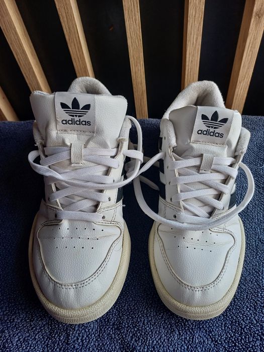 Adidasy na wiosnę Adidas Team Court 2 STR rozm. 35 - 36