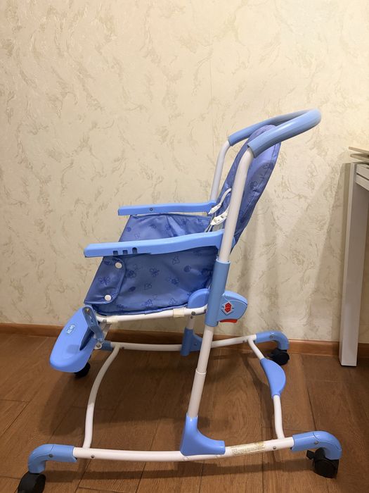 Продам дитячий стільчик для годування
