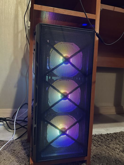 Ігровий ПК Cobra Advanced Ryzen 8400F, RTX 5060, 32GB DDR5