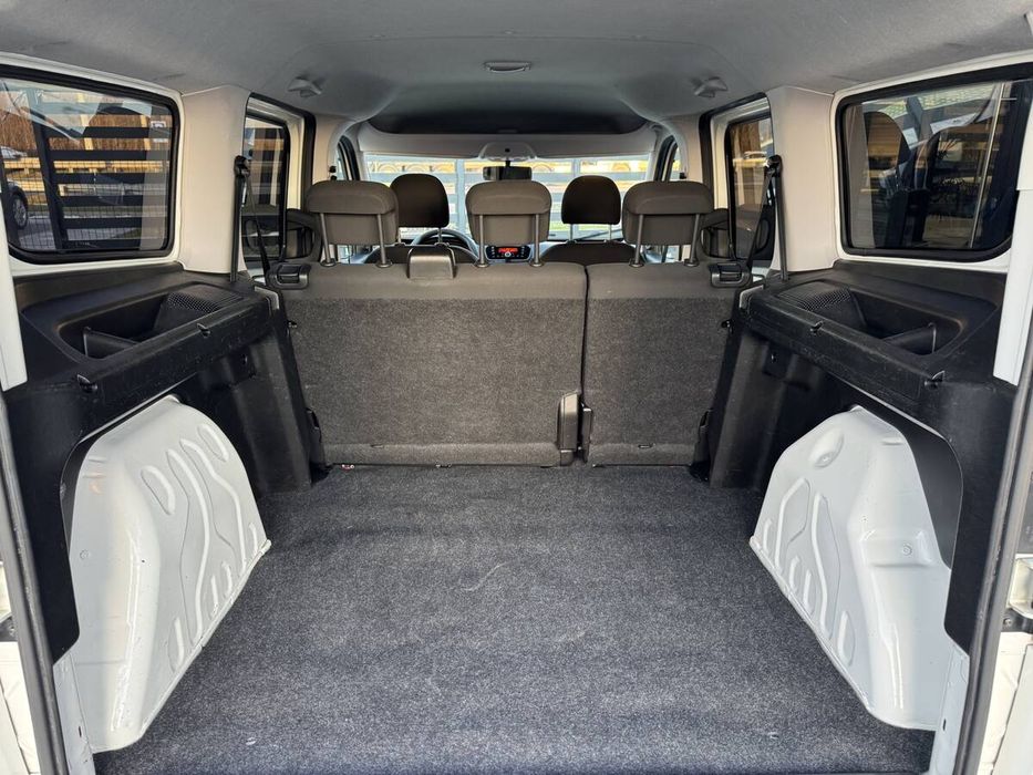 Opel Combo 2018 freshauto