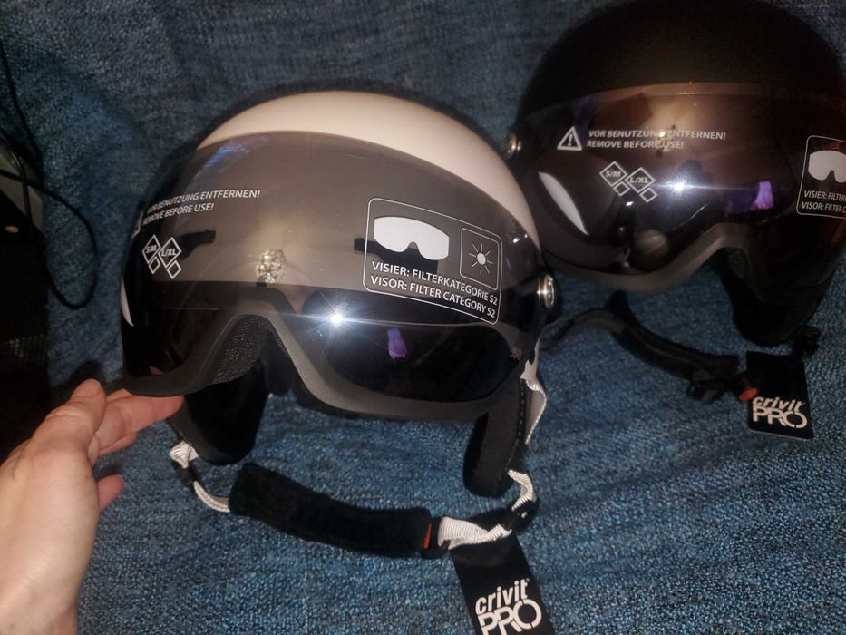 Лижний сноуборд шолом з візором фірмовий Crivit S-M /шлем Alpina L-XL