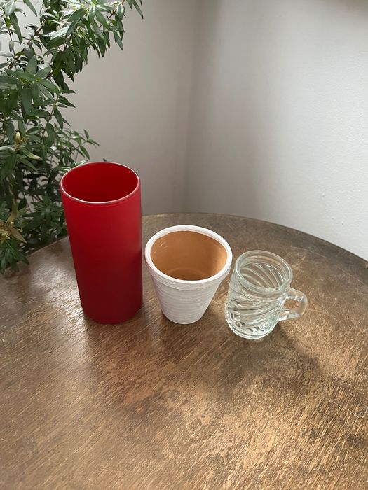 zestaw wazonik doniczka malutka kubeczek