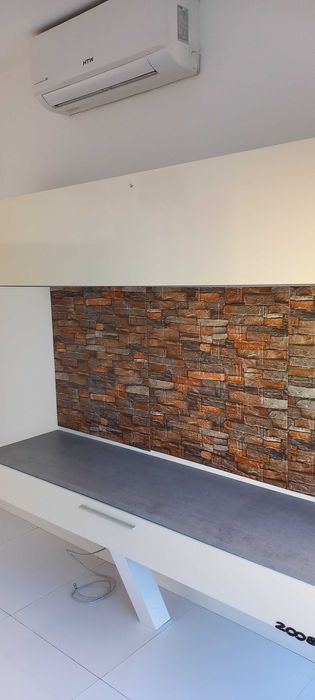 T2 Renovado Rua Do Lugarinho Equipado Com Ar Condicionado 223M€ Venda