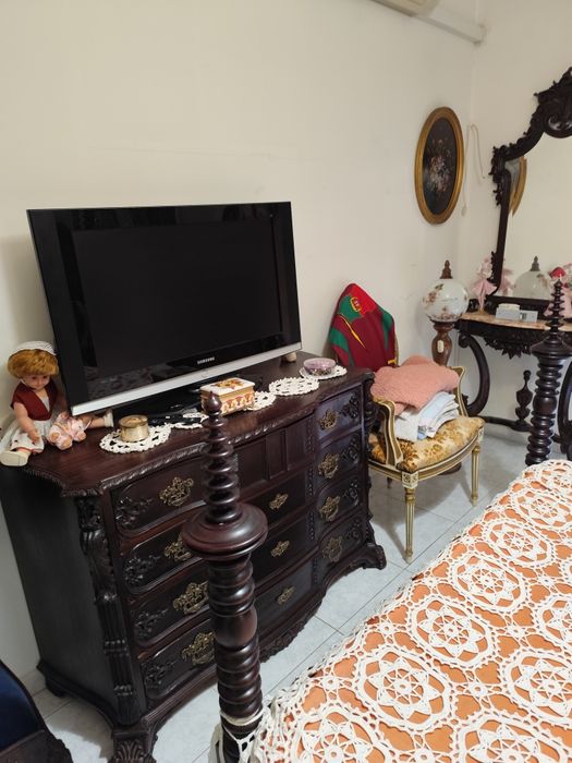 Vendo quarto de bilros completo