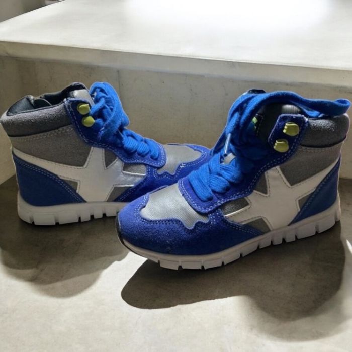 Кросівки.Хайтопи