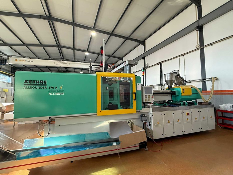 Maquina de Injeção ARBURG Allrounder 570 A 200T