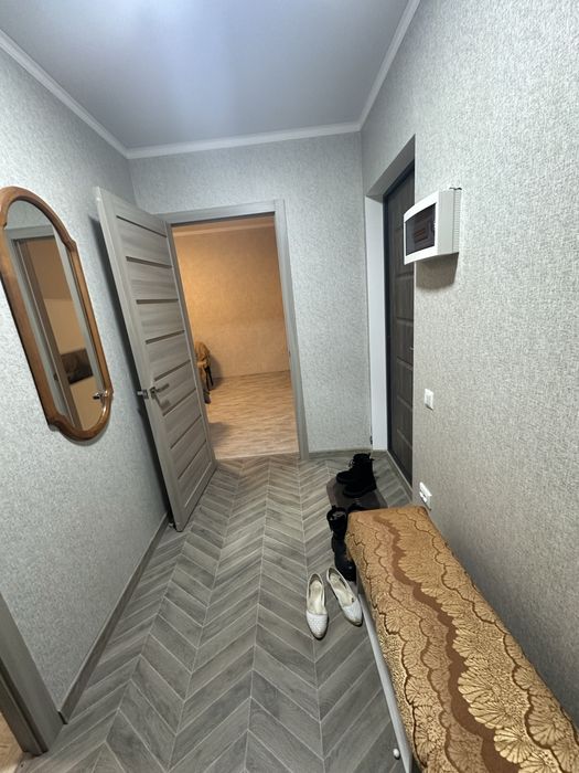 Продам 2-х кімнатну квартиру в м. Лозова