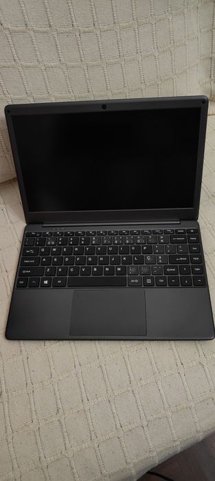 Portátil BMAx usado