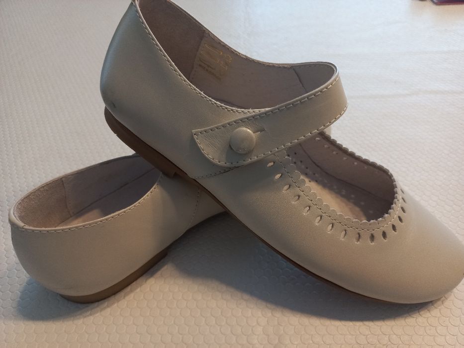 Sapatos menina em pele cerimónia (beje metalizado)