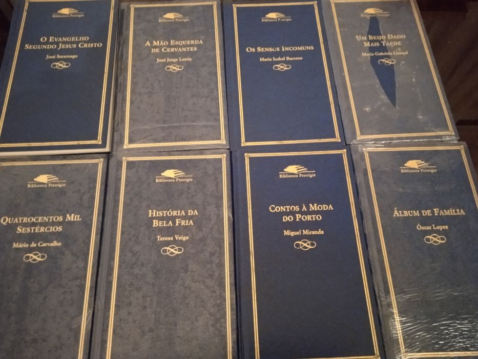 Coleção de livros da Biblioteca Prestígio