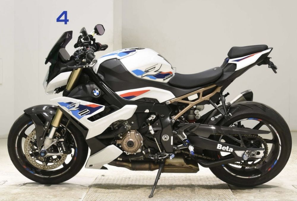 BMW S1000R 2023 рік