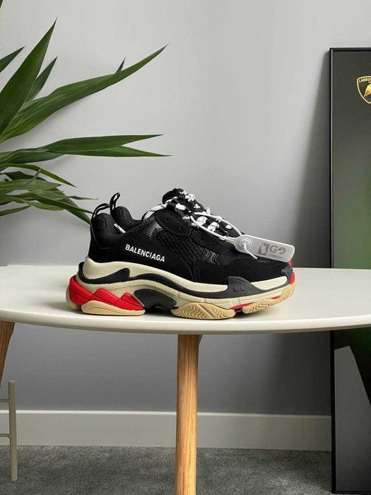 Унисекс кроссовки Balenciaga Triple S кросівки баленсиага трипл с