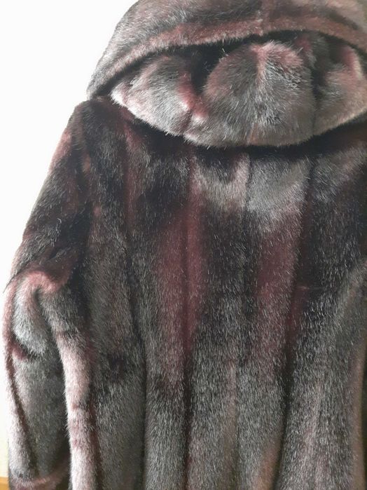 Пальто із штучного хутра