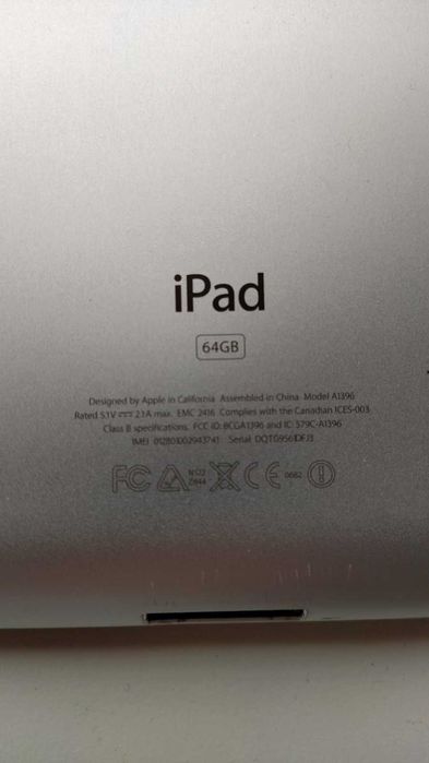 iPad 2  A1396. 64GB