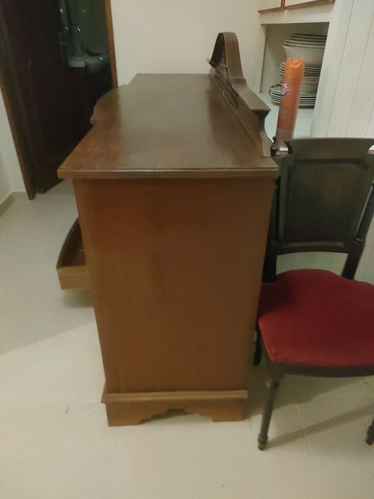 Aparador estilo inglês