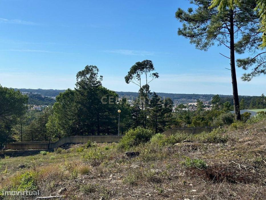 Lote de terreno  para  construção de Moradia Geminada