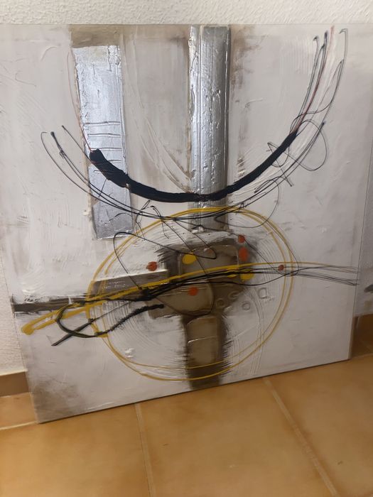 Quadro branco e prateado443109976982179842