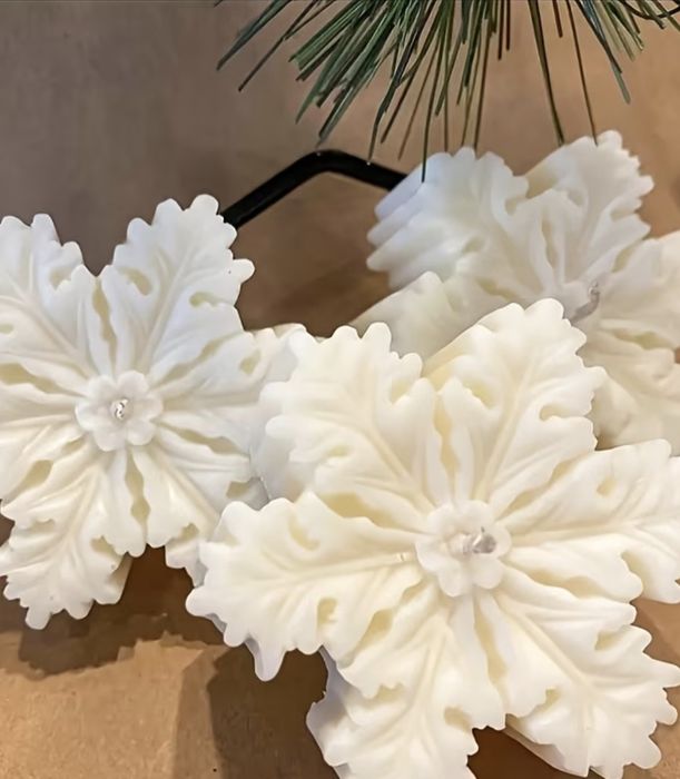 Varios moldes para velas