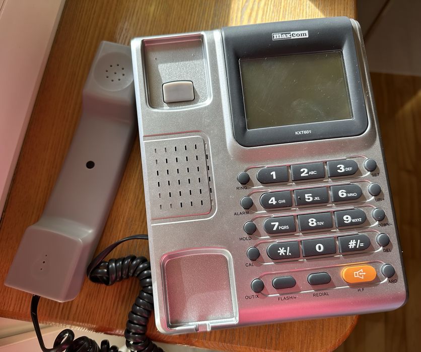 Telefon  MaxCom KXT601