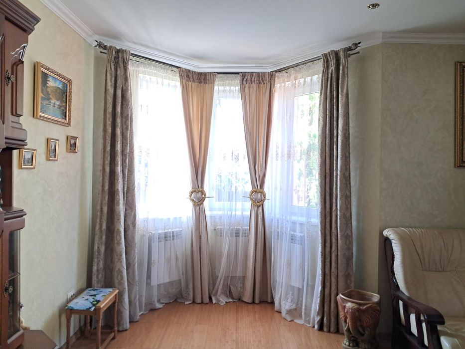 5-к,вул. Юності, Микитинці