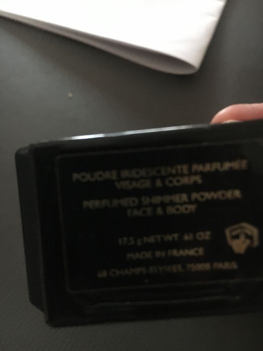 Guerlain puder glow rozswietlajacy perfumowany