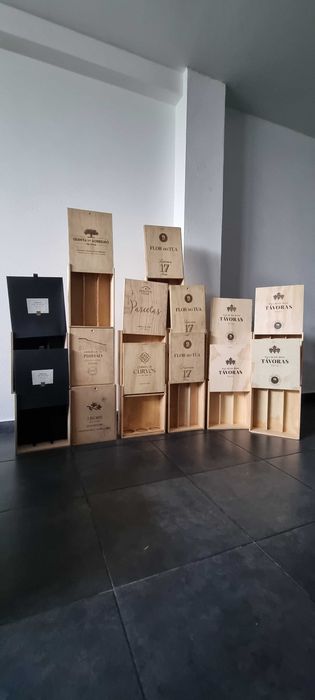 Caixas de Madeira de Vinhos Vazias