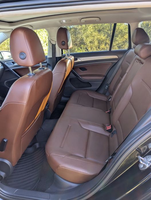 Volkswagen Golf Alltrack

Volkswagen Golf 2017

Автобазар
Volkswagen
G