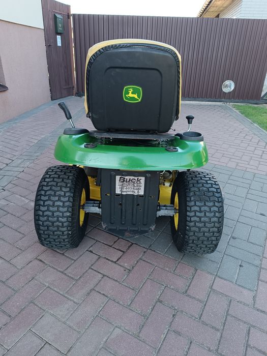 Traktorek kosiarka John Deere L100 + Gratis Pług do śniegu