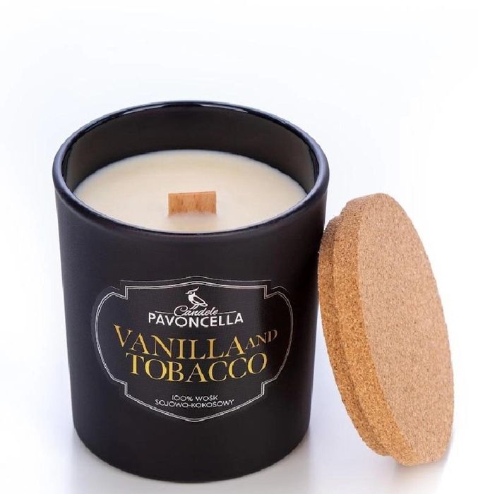 Świeczka sojowa Vanilla and Tabacco czarna 135g Pavoncella oprawa: